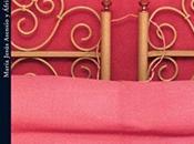 Cuerpos espíritus hotel