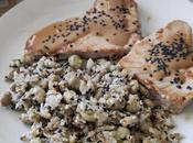 Atun glaseado lima, arroz habitas