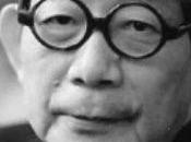 Cercas homenajea Kenzaburo