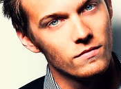 Jake Abel queda papeles Host