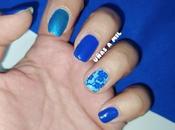 Diseño uñas azul flores