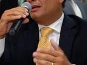 Presidente Rafael Correa mira poder mediático orientado Washington