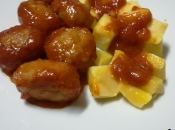 Albondigas ketchup