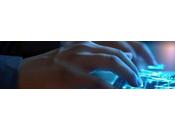 medios digitales aumenta experiencias psicóticas jóvenes adultos?