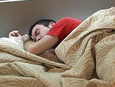 Descubren variante genética asociada necesidad dormir media