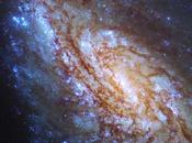 Hubble vibrante galaxia cúmulo Virgo