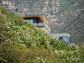Casa colgada bruce bolander