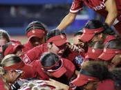 softbol arrasa Texas finales WCWS gana cuarto título consecutivo NCAA