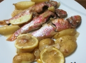 Salmonetes horno patatas