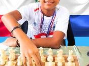 Niño Sebastián Lara, campeón ajedrez escolar Centroamérica Caribe.