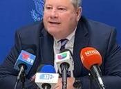 "Fact checking" Mike Hammer visita Miami video]