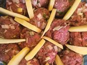 Albóndigas patatas, salsa bechamel queso mozzarella