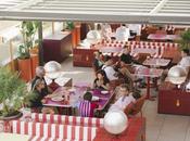 divertida terraza Bonavista corona Hotel Moxy cócteles cocina fresca