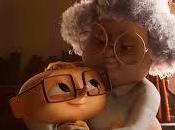 Ángelo bosque misterioso: fantasía salvaje corazón infantil