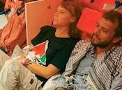 Israel aborda Flotilla detiene tripulantes, impidiendo llegada Gaza.