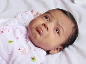 Cómo actuar bebé cama: pasos clave cuándo acudir médico