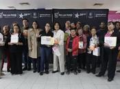 Emprendedores Mercadito Inclusivo reciben herramientas cobro digital