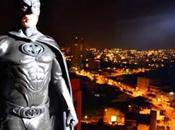 Policia Brasileña contrata Batman para ayudarlos combatir crimen