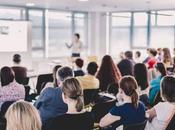 programas UNISEB integran formación presencial para potenciar habilidades profesionales clave