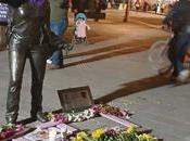 Mujeres exigen justicia acciones reales contra violencia frente antimonumento Karla Pontigo